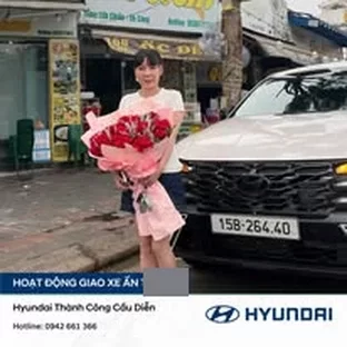 Bàn giao xe Hyundai cho khách hàng tại Hà Nội Bàn giao xe Hyundai cho khách hàng tại Hà Nội